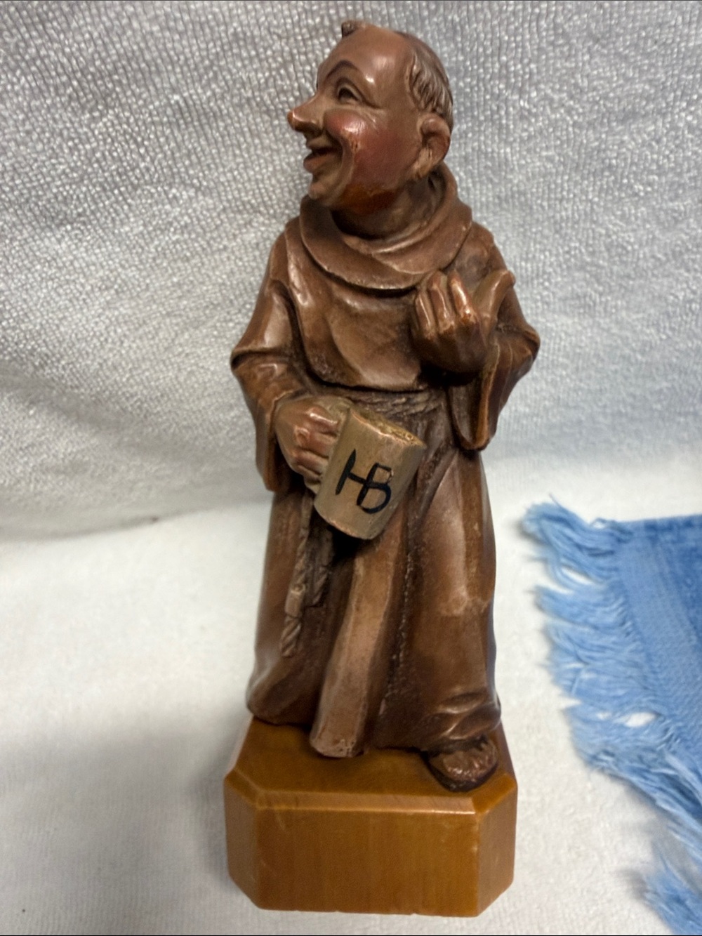 Anri Toriart Italian figurine a cheerful monk holding a mug Vintage 1960 Italy